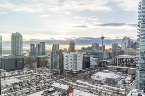 303-550 Riverfront Avenue Se, Calgary, AB - Outdoor With View