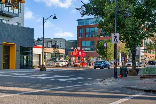 104-505 19 Avenue Sw, Calgary, AB - Outdoor With Balcony