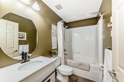 150 Hidden Creek Heights Nw, Calgary, AB - Indoor Photo Showing Bathroom