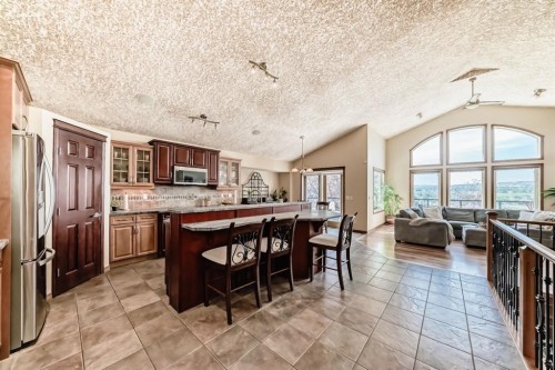 150 Hidden Creek Heights Nw, Calgary, AB - Indoor