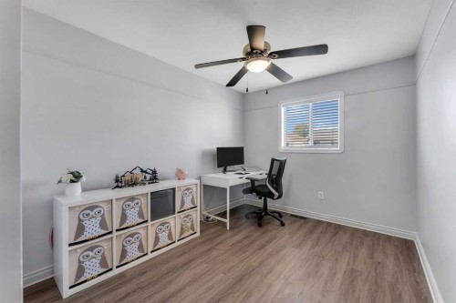 63 Erin Green Way Se, Calgary, AB - Indoor Photo Showing Other Room