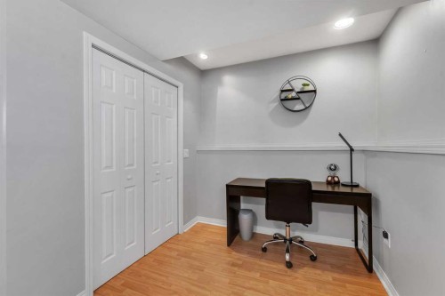 63 Erin Green Way Se, Calgary, AB - Indoor