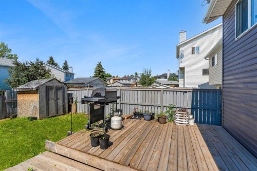 63 Erin Green Way Se, Calgary, AB - Outdoor With Exterior