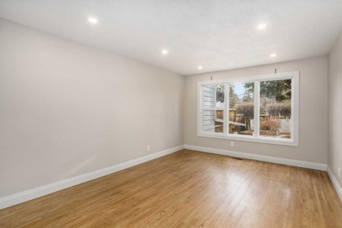 14-2815 Palliser Drive Sw, Calgary, AB - Indoor Photo Showing Other Room