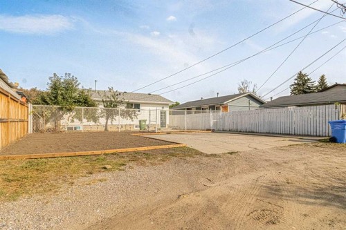 631 58 Street Se, Calgary, AB - Outdoor