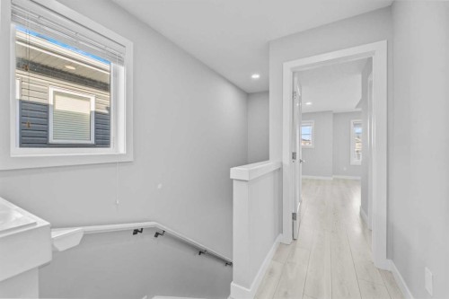 57 Corner Meadows Gate Ne, Calgary, AB - Indoor Photo Showing Other Room