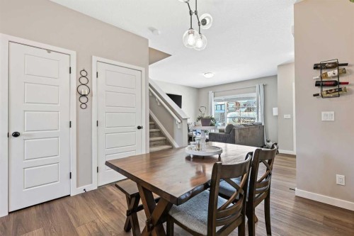 142 Highview Gate Se, Airdrie, AB - Indoor Photo Showing Dining Room