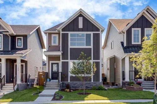 142 Highview Gate Se, Airdrie, AB - Outdoor With Facade
