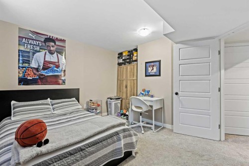 142 Highview Gate Se, Airdrie, AB - Indoor Photo Showing Bedroom