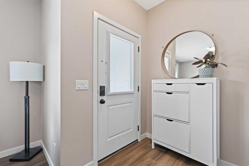 142 Highview Gate Se, Airdrie, AB - Indoor Photo Showing Other Room