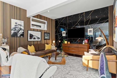 4712 Elbow Drive Sw, Calgary, AB - Indoor