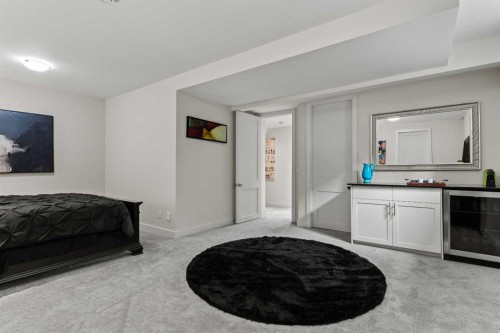 4712 Elbow Drive Sw, Calgary, AB - Indoor