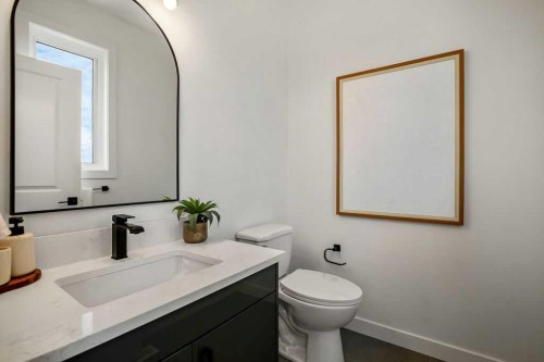 642 Cottageclub Bend, Rural Rocky View County, AB - Indoor Photo Showing Bathroom