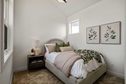 642 Cottageclub Bend, Rural Rocky View County, AB - Indoor Photo Showing Bedroom