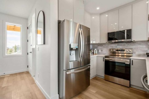 642 Cottageclub Bend, Rural Rocky View County, AB - Indoor Photo Showing Kitchen