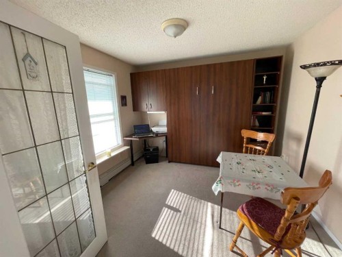 405-1881 17 Street, Didsbury, AB - Indoor