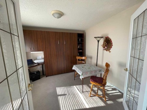 405-1881 17 Street, Didsbury, AB - Indoor Photo Showing Other Room