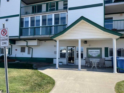 405-1881 17 Street, Didsbury, AB - Outdoor With Balcony