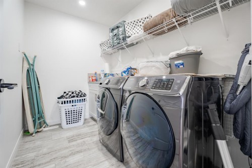 248 Sandpiper Boulevard, Chestermere, AB - Indoor Photo Showing Laundry Room