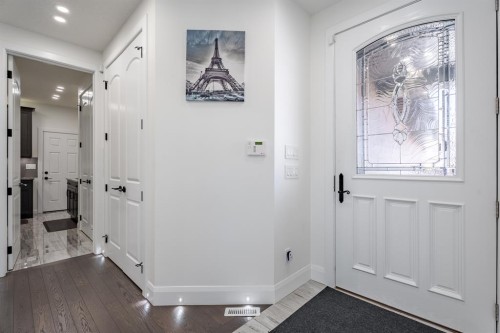 248 Sandpiper Boulevard, Chestermere, AB - Indoor Photo Showing Other Room