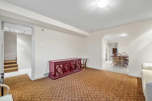 1228 Richland Road Ne, Calgary, AB - Indoor