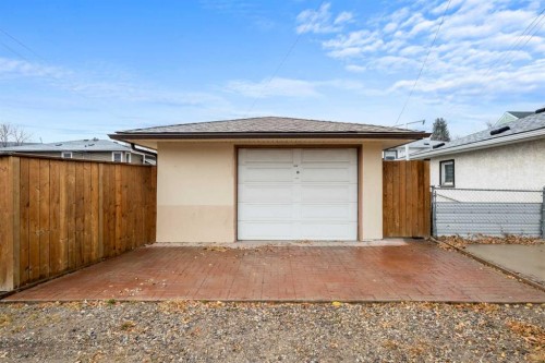 1228 Richland Road Ne, Calgary, AB - Outdoor With Exterior