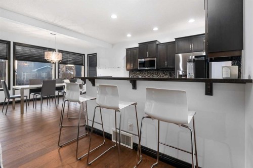 31 Royal Oak Circle Nw, Calgary, AB - Indoor Photo Showing Kitchen With Upgraded Kitchen