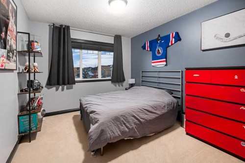 31 Royal Oak Circle Nw, Calgary, AB - Indoor Photo Showing Bedroom