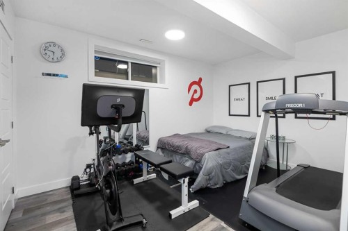 31 Royal Oak Circle Nw, Calgary, AB - Indoor Photo Showing Gym Room