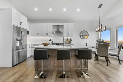 100 Hillcrest Boulevard, Strathmore, AB - Indoor Photo Showing Kitchen With Upgraded Kitchen
