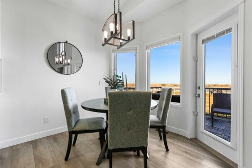 100 Hillcrest Boulevard, Strathmore, AB - Indoor Photo Showing Dining Room