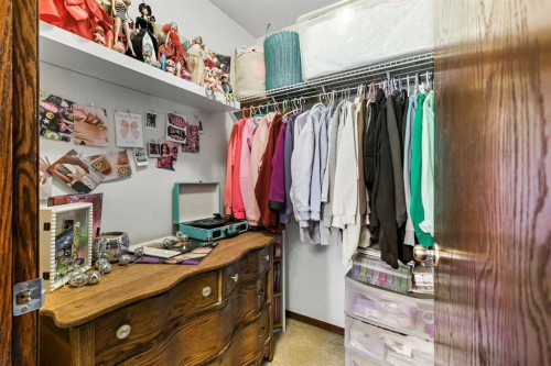 100 Hillcrest Boulevard, Strathmore, AB - Indoor With Storage