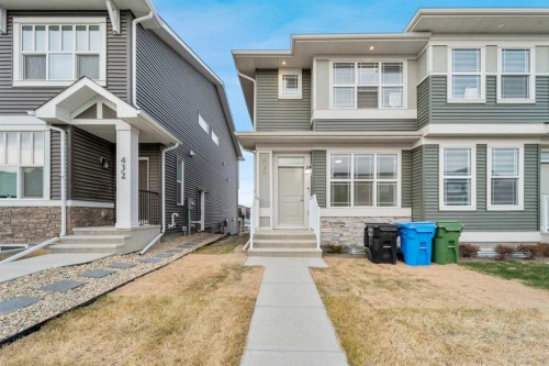 428 Tekarra Drive Nw, Calgary, AB - Outdoor With Facade