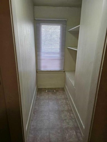 1522 11 Avenue Sw, Calgary, AB - Indoor