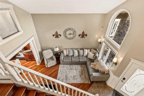 25 Mckinley Bay Se, Calgary, AB - Indoor Photo Showing Other Room