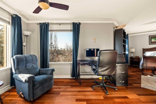 25 Mckinley Bay Se, Calgary, AB - Indoor Photo Showing Office