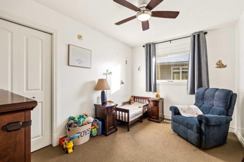 25 Mckinley Bay Se, Calgary, AB - Indoor