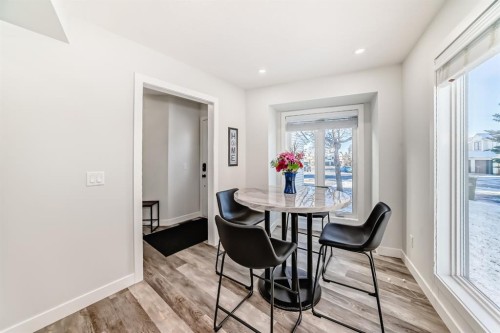 741 Sandringham Place Nw, Calgary, AB - Indoor Photo Showing Dining Room