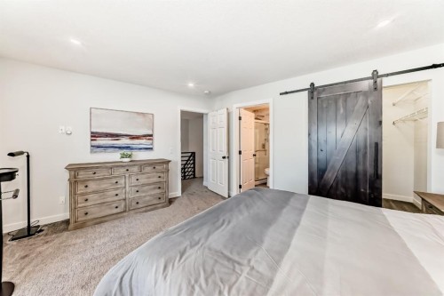 741 Sandringham Place Nw, Calgary, AB - Indoor Photo Showing Bedroom