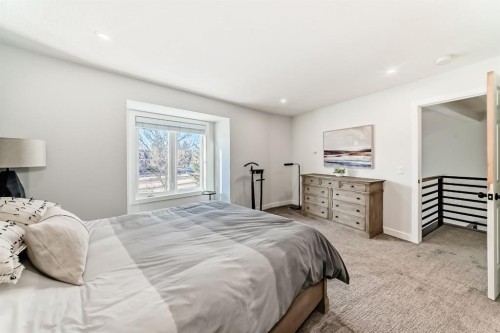 741 Sandringham Place Nw, Calgary, AB - Indoor Photo Showing Bedroom