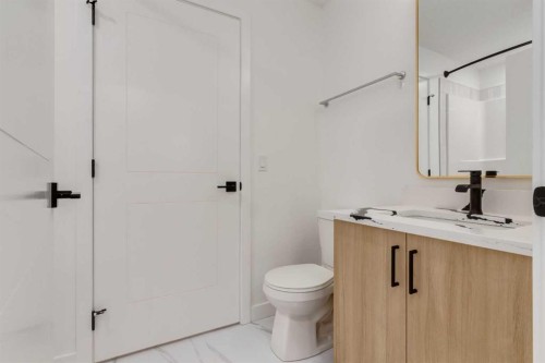 582 Seton Circle Se, Calgary, AB - Indoor Photo Showing Bathroom