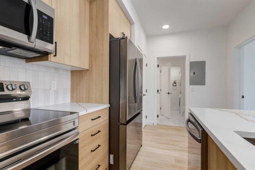 582 Seton Circle Se, Calgary, AB - Indoor Photo Showing Kitchen