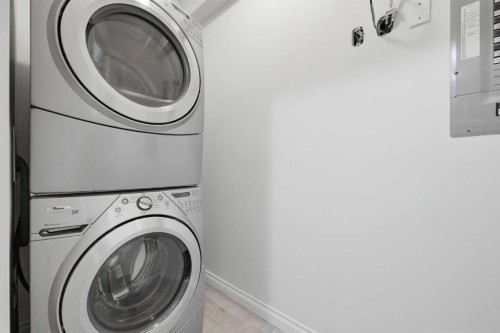 402-820 15 Avenue Sw, Calgary, AB - Indoor Photo Showing Laundry Room