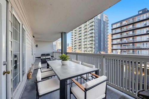 402-820 15 Avenue Sw, Calgary, AB - Outdoor With Balcony With Exterior