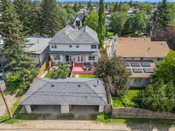 3111 39 Street SW Calgary, AB T3E 3G9