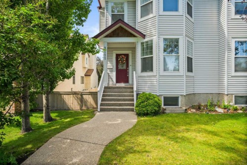3111 39 Street Sw, Calgary, AB - Outdoor With Facade