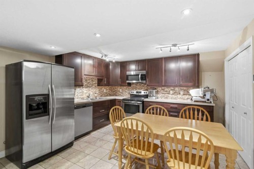 3943 Whitehorn Drive Ne, Calgary, AB - Indoor