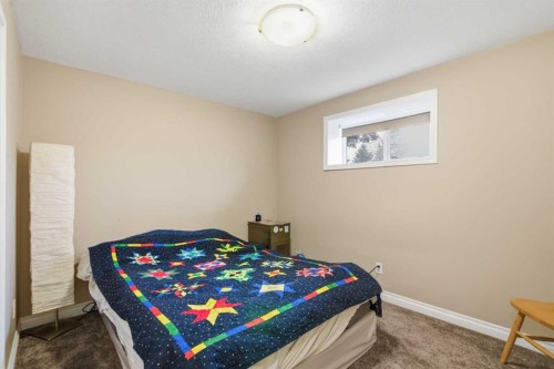 3943 Whitehorn Drive Ne, Calgary, AB - Indoor Photo Showing Bedroom