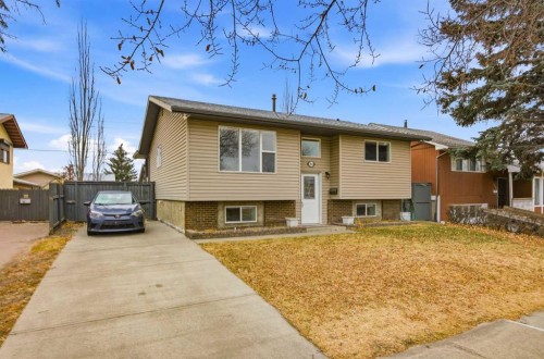 3943 Whitehorn Drive Ne, Calgary, AB - Outdoor