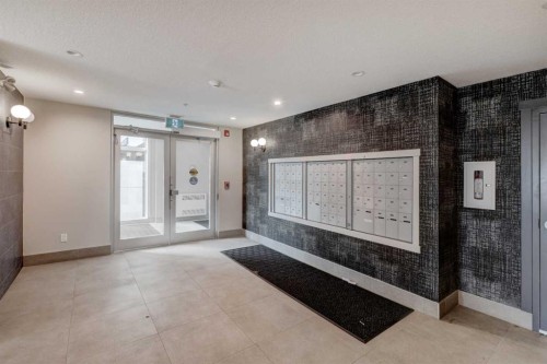 315-138 Sage Valley Common Nw, Calgary, AB - Indoor Photo Showing Other Room